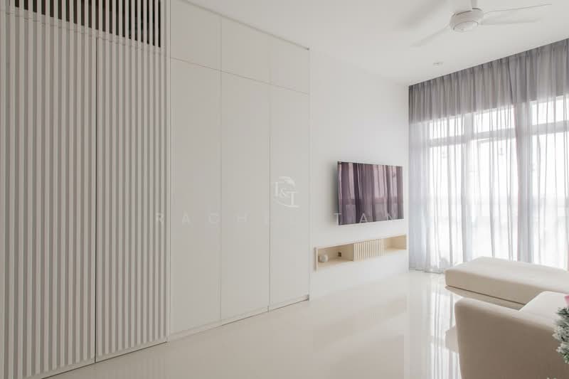 53 Strathmore Avenue, 53 Strathmore Avenue, 3 Bedrooms, 893 sqft, HDB Flat For Sale, by Rachel Tan, 500100776 - Living Room - PropertyGuru.com.sg