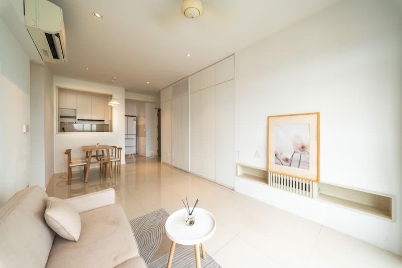 53 Strathmore Avenue, 53 Strathmore Avenue, 3 Bedrooms, 893 sqft, HDB Flat For Sale, by Rachel Tan, 500100776 - Living Room - PropertyGuru.com.sg