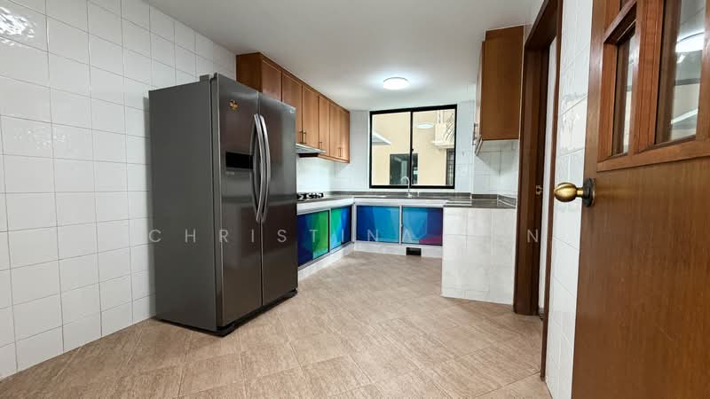Pinevale, 6 Tampines Street 73, 3 Bedrooms, 1,388 sqft, Condominium For Sale, by Christina Tan, 500100780 - Kitchen - PropertyGuru.com.sg
