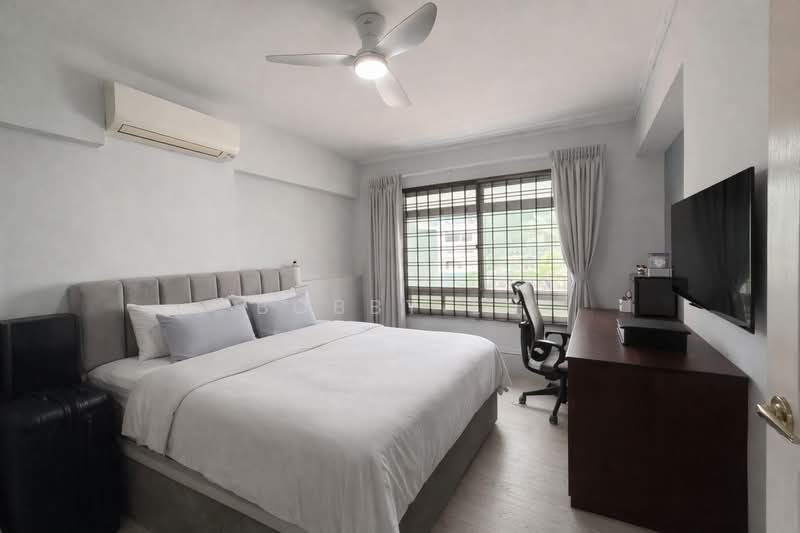 231 Pasir Ris Drive 4, 231 Pasir Ris Drive 4, 4 Bedrooms, 1,345 sqft, HDB Flat For Sale, by Bobby Lu, 500100782 - Bedroom - PropertyGuru.com.sg