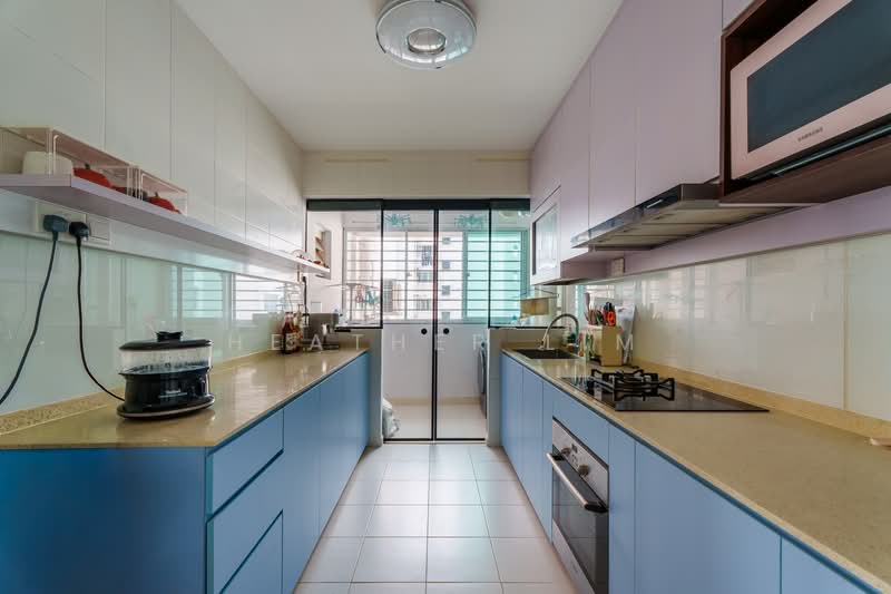 463C Sembawang Drive HDB Flat For Sale at S$ 650,000 | PropertyGuru Singapore - Kitchen