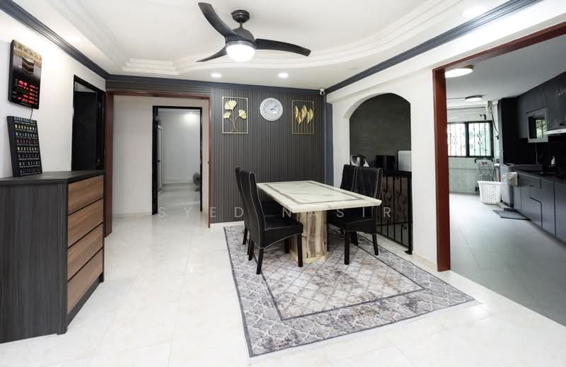 531 Jurong West Street 52 HDB Flat For Sale at S$ 567,000 | PropertyGuru Singapore - Dining Room