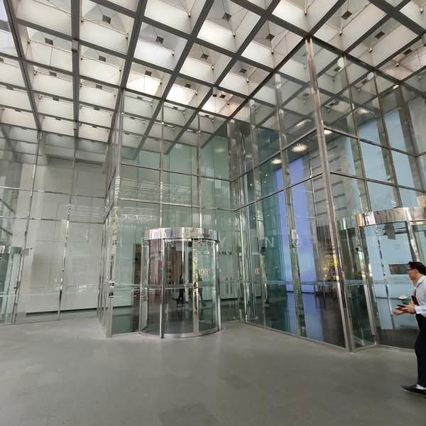 One Raffles Place, 1 Raffles Place, 1,600 sqft, Office For Rent, by Henry Ng, 500100798 - Entrance - CommercialGuru.com.sg