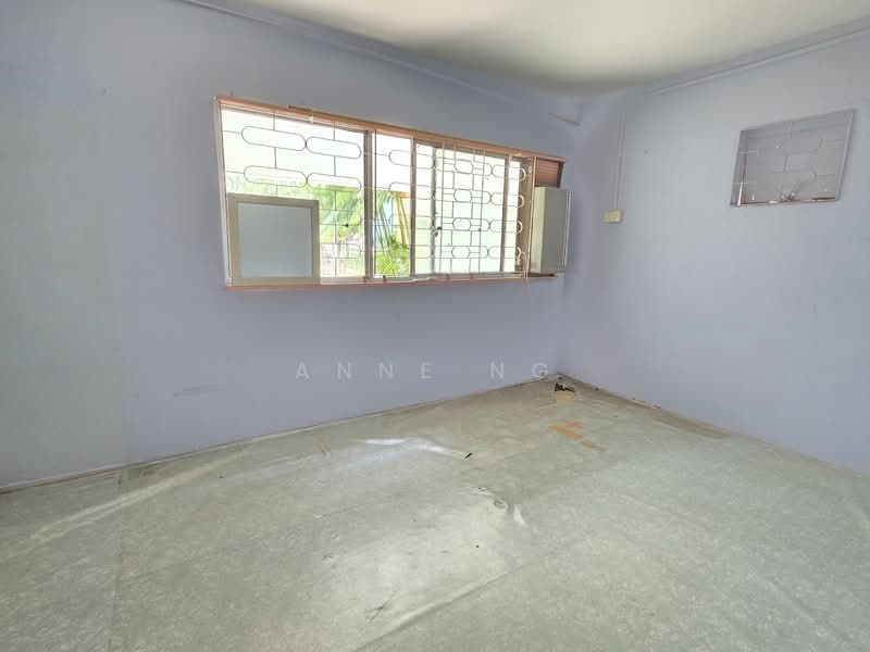 59 Chai Chee Road HDB Flat For Sale at S$ 568,000 | PropertyGuru Singapore - Bedroom 3