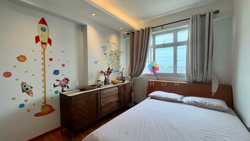 Feng Shan Greenville, , 4 Bedrooms, 1,216 sqft, HDB Flat For Sale, by Natalie Hon, 500100801 - Bedroom - PropertyGuru.com.sg