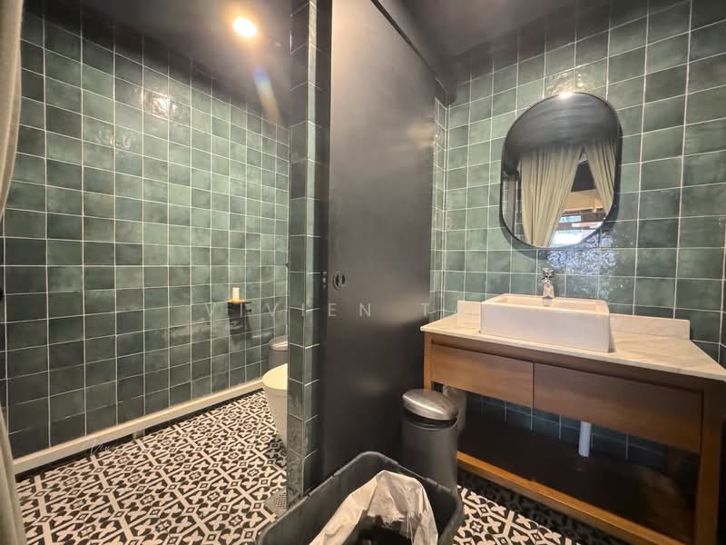 Fully Renovated Restaurant. No Takeover Fee, Keong Saik, Craig Road, Duxton Road, 1,105 sqft, Food & Beverage For Rent, by Vivien Tan, 500100804 - Bathroom - CommercialGuru.com.sg