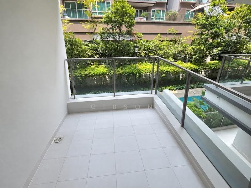 8 @ Mount Sophia, 8 Mount Sophia, Orchard / River Valley, 1 Bedroom, 893 sqft, Condominium For Sale, by Gibson Ho, 500100810 - Balcony - PropertyGuru.com.sg