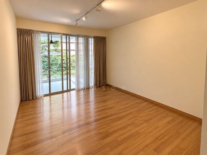 8 @ Mount Sophia, 8 Mount Sophia, Orchard / River Valley, 1 Bedroom, 893 sqft, Condominium For Sale, by Gibson Ho, 500100810 - Living Room - PropertyGuru.com.sg