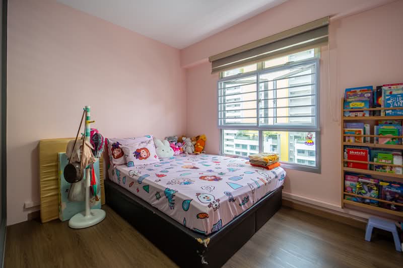 406B Northshore Drive HDB Flat For Sale at S$ 890,000 | PropertyGuru Singapore - Bedroom