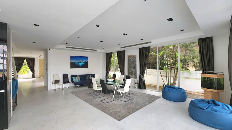 Modern and Renovated 5 bedroom Sentosa Cove with Berth, , 5 Bedrooms, 6,500 sqft, Detached House For Rent, by Diana Chong, 500100829 - Living Room - PropertyGuru.com.sg