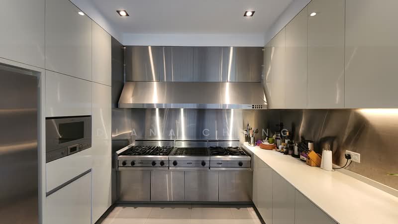 Modern and Renovated 5 bedroom Sentosa Cove with Berth, , 5 Bedrooms, 6,500 sqft, Detached House For Rent, by Diana Chong, 500100829 - Kitchen - PropertyGuru.com.sg