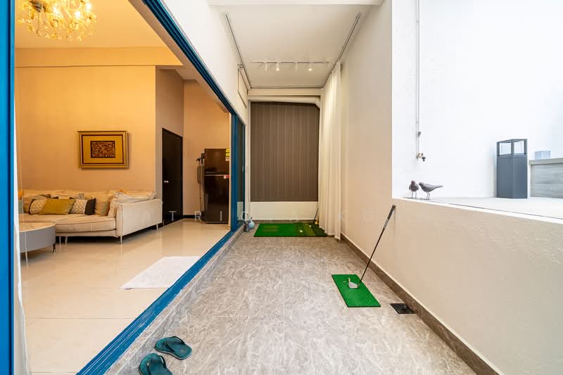 D’Manor Terraced House For Sale at S$ 3,380,000 | PropertyGuru Singapore - Living Room