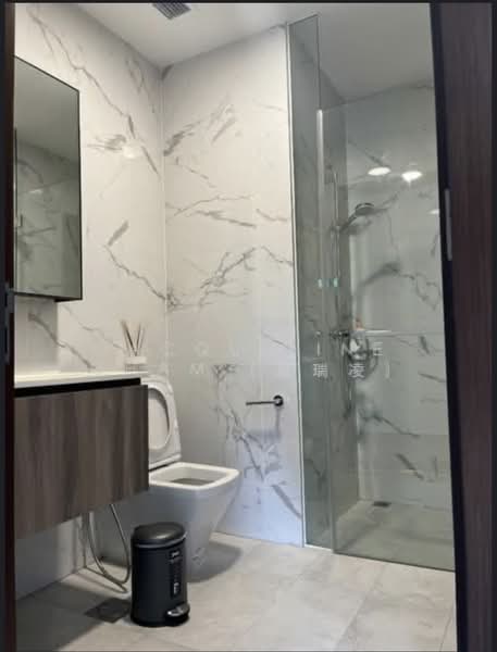 Lattice One Condominium For Sale at S$ 2,000,000 | PropertyGuru Singapore - Bathroom