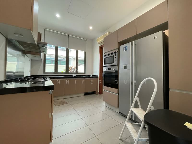 4 Contemporary Bungalow Houses with Pool, Dunsfold Drive, 6 Bedrooms, 4,800 sqft, Bungalow House For Rent, by Jennifer Quah, 500100873 - Kitchen - PropertyGuru.com.sg
