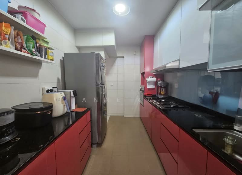 336A Anchorvale Crescent HDB Flat For Sale at S$ 728,000 | PropertyGuru Singapore - Kitchen