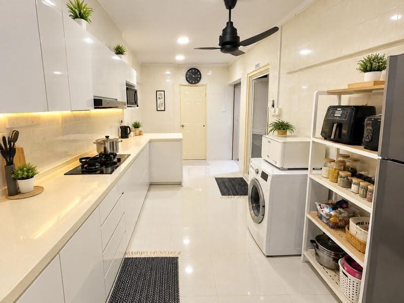 188A Rivervale Drive, 188A Rivervale Drive, Hougang / Punggol / Sengkang, 3 Bedrooms, 1,237 sqft, HDB Flat For Sale, by Nasser A L, 500100882 - Kitchen - PropertyGuru.com.sg