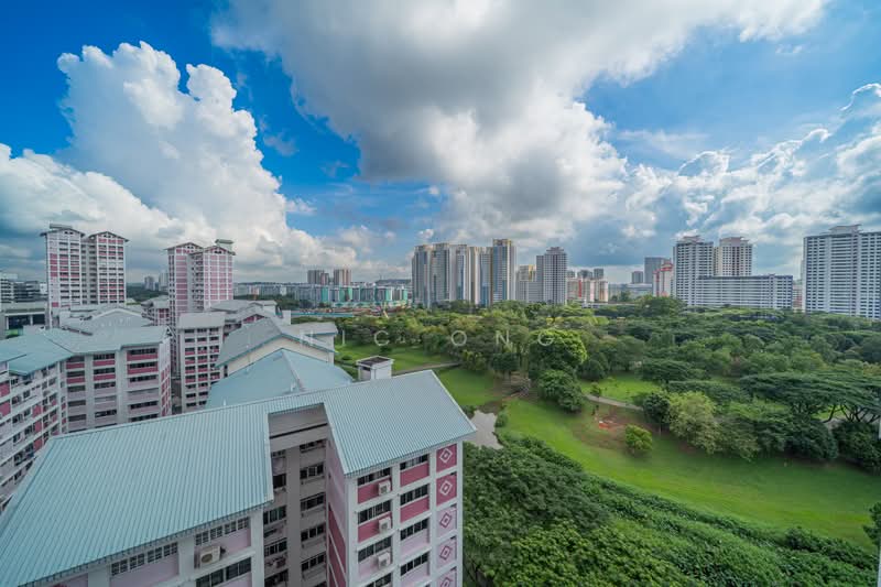 241 Bishan Street 22, 241 Bishan Street 22, 3 Bedrooms, 1,227 sqft, HDB Flat For Rent, by Nic Ong, 500100894 - Bedroom view - PropertyGuru.com.sg