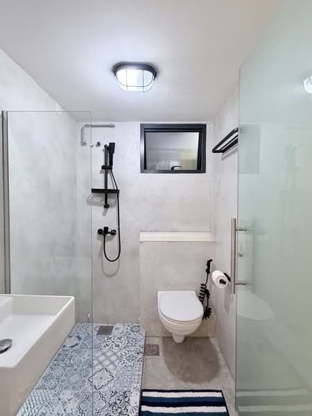 91 Dawson Road HDB Flat For Sale at S$ 1,318,000 | PropertyGuru Singapore - Bathroom
