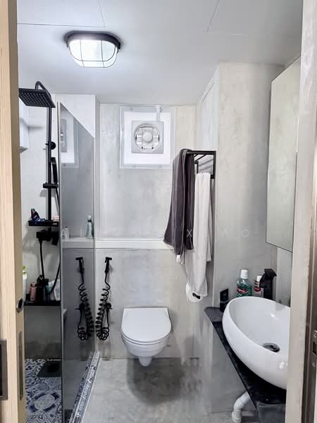 91 Dawson Road HDB Flat For Sale at S$ 1,318,000 | PropertyGuru Singapore - Bathroom