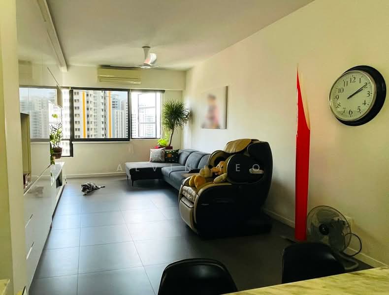 Central Green Condominium For Sale at S$ 1,800,000 | PropertyGuru Singapore - Living Room