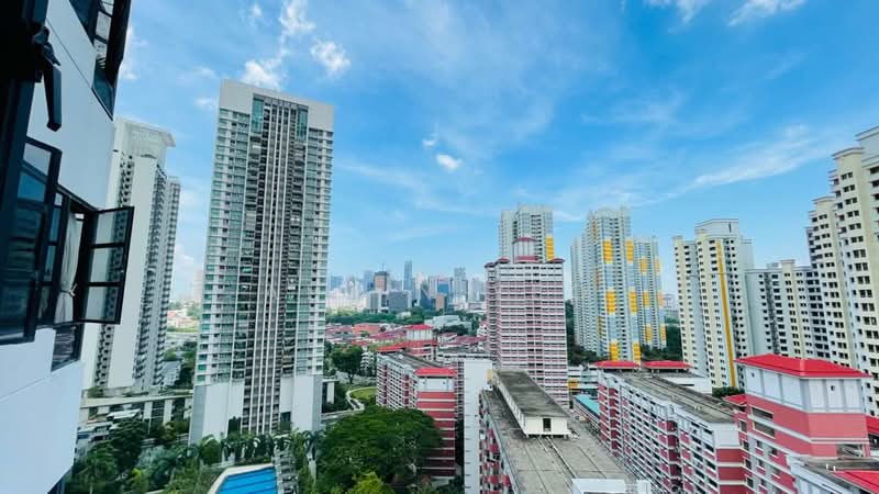 Central Green Condominium For Sale at S$ 1,800,000 | PropertyGuru Singapore - View