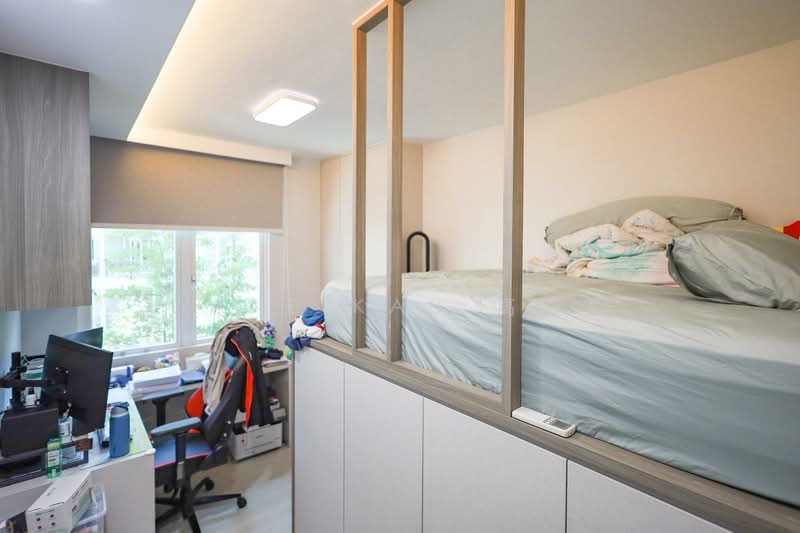 Edelweiss Park Condo Condominium For Sale at S$ 2,580,000 | PropertyGuru Singapore - Bedroom