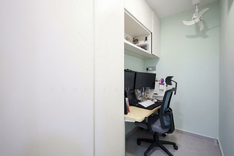 Edelweiss Park Condo Condominium For Sale at S$ 2,580,000 | PropertyGuru Singapore - Study