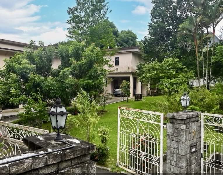D11 $15XX/PSF. RARE HUGE REGULAR LAND. WIDE FRONTAGE. SUIT REDEVELOPMENT. JEAN 93571119, , 7 Bedrooms, 6,800 sqft, Detached House For Sale, by Jean Ong, 500100913 - Exterior - PropertyGuru.com.sg
