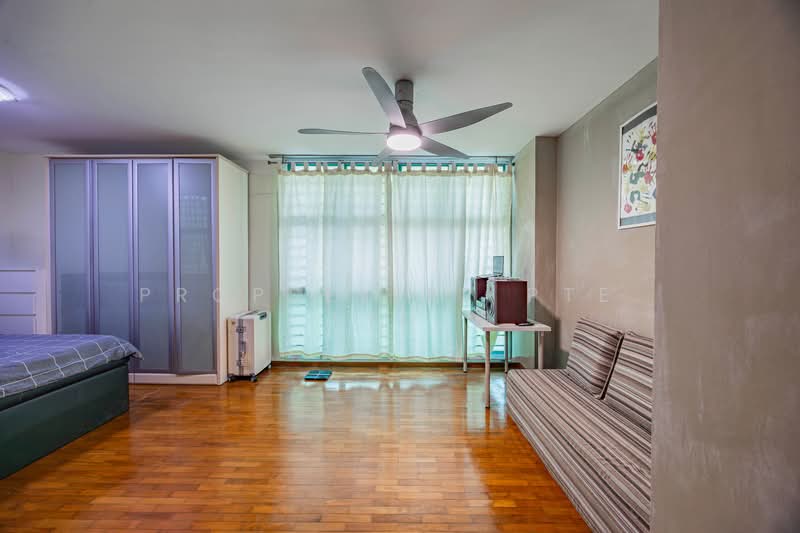 689F Woodlands Drive 75, 689F Woodlands Drive 75, 3 Bedrooms, 1,195 sqft, HDB Flat For Sale, by ADNIX LIU, 500100923 - Living Room - PropertyGuru.com.sg