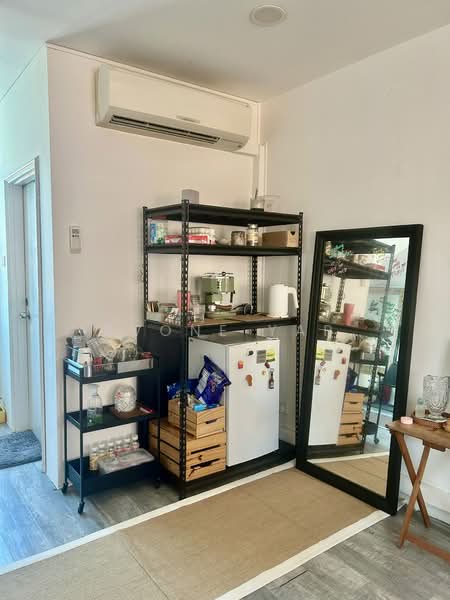 Shophouse along Joo Chiat Road near carpark, Joo Chiat Road, 950 sqft, Shop / Shophouse For Rent, by Evone Yap, 500100924 - Interior - CommercialGuru.com.sg