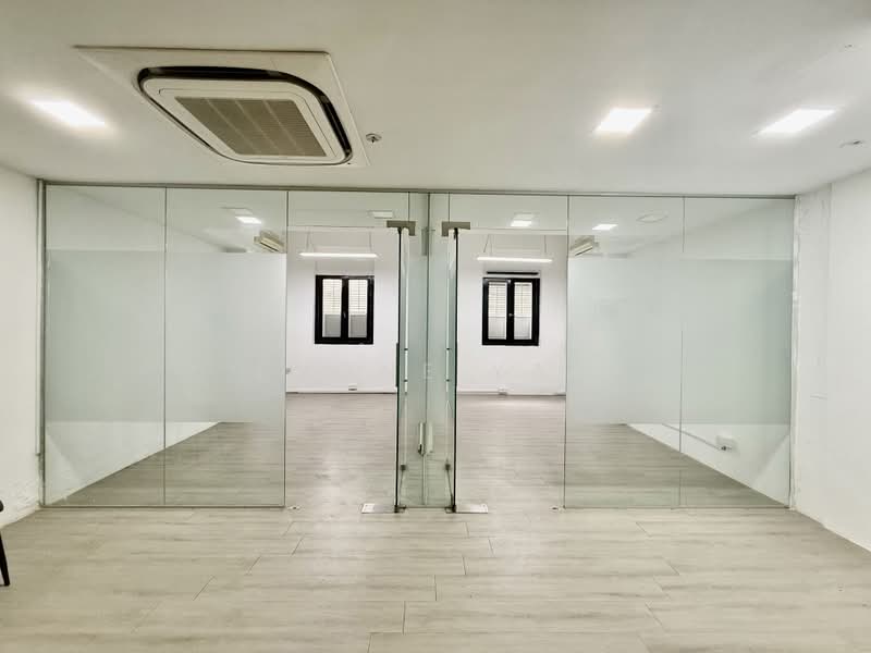 Shophouse along Joo Chiat Road near carpark, Joo Chiat Road, 950 sqft, Shop / Shophouse For Rent, by Evone Yap, 500100924 - Interior - CommercialGuru.com.sg