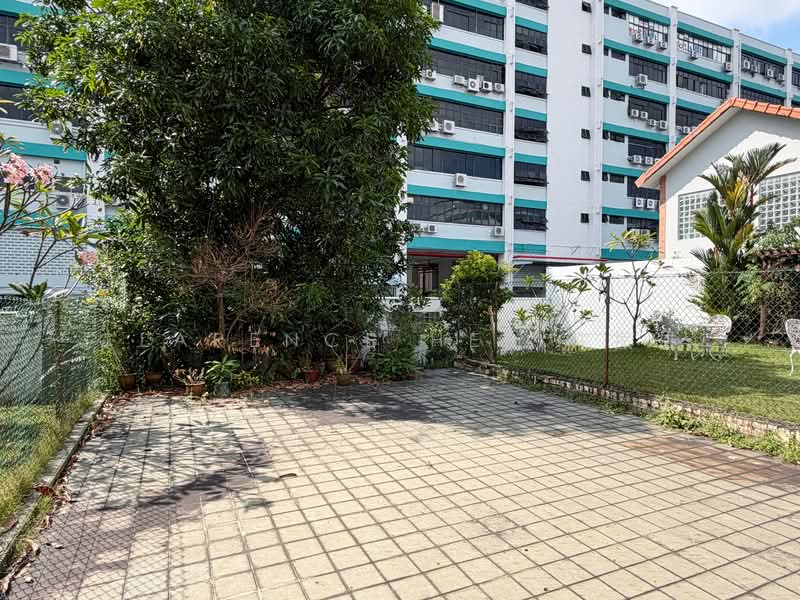 Paya Lebar Walk Freehold Inter-Terrace House (3-Storeys), , 4 Bedrooms, 2,365 sqft, Terraced House For Sale, by Clarence Hee 许振雄, 500100930 - Exterior - PropertyGuru.com.sg