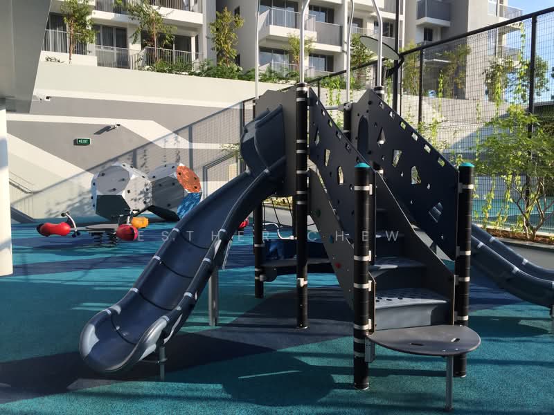 Bedok Residences, 24 Bedok North Drive, 2 Bedrooms, 810 sqft, Condominium For Rent, by Esther Chew, 500100938 - Exterior - PropertyGuru.com.sg