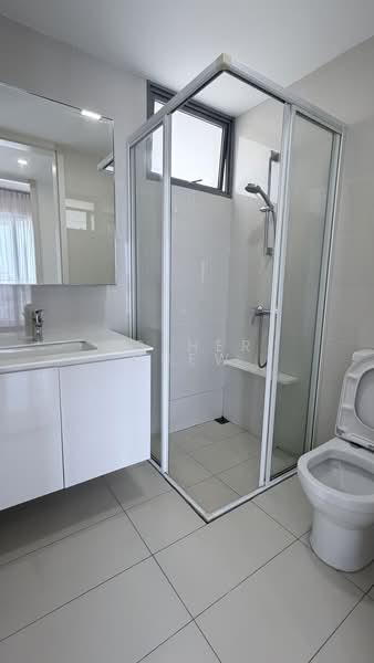 Bedok Residences, 24 Bedok North Drive, 2 Bedrooms, 808 sqft, Condominium For Rent, by Esther Chew, 500100938 - Bathroom - PropertyGuru.com.sg