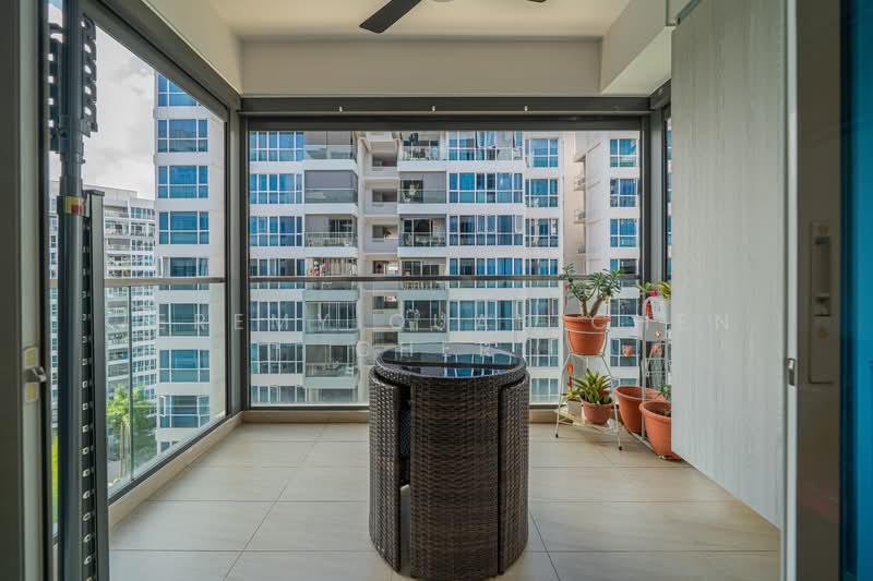 The Tampines Trilliant, 25 Tampines Central 7, 3 Bedrooms, 872 sqft, Executive Condominium For Sale, by Jeremy Quah Chen Cher, 500100941 - Balcony - PropertyGuru.com.sg