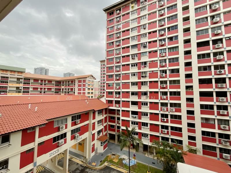 203 Bishan Street 23 HDB Flat For Sale at S$ 850,000 | PropertyGuru Singapore - Exterior