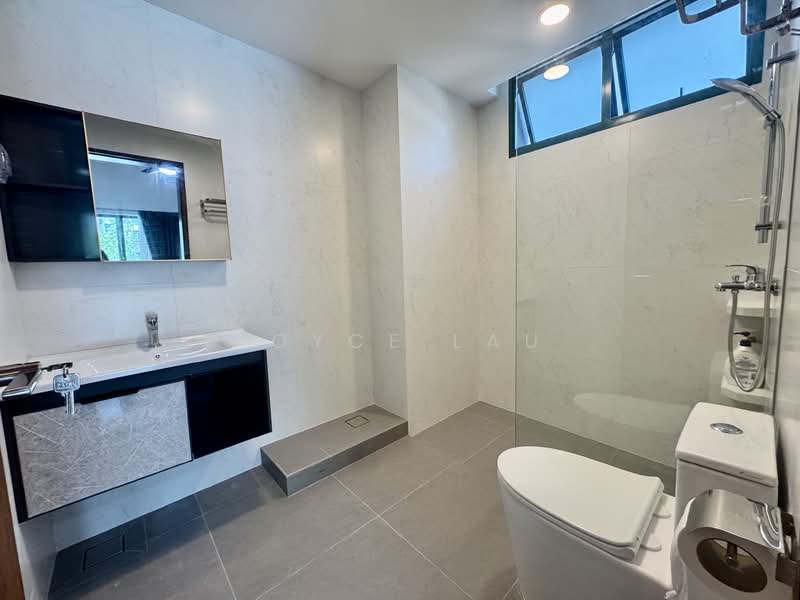 Signature Park, 50A Toh Tuck Road, 2 Bedrooms, 1,033 sqft, Condominium For Rent, by Joyce Lau, 500100955 - Bathroom - PropertyGuru.com.sg