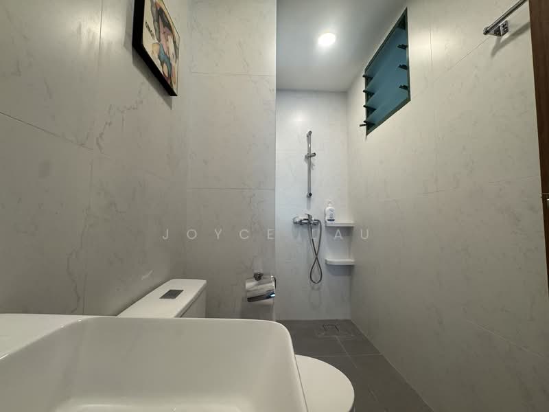 Signature Park, 50A Toh Tuck Road, 2 Bedrooms, 1,033 sqft, Condominium For Rent, by Joyce Lau, 500100955 - Bathroom - PropertyGuru.com.sg