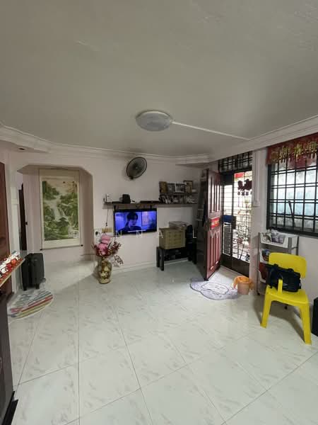 128 Bedok Reservoir Road, 128 Bedok Reservoir Road, Room Rental, 150 sqft, HDB Flat For Rent, by Donna Lwi, 500100956 - Living Room - PropertyGuru.com.sg