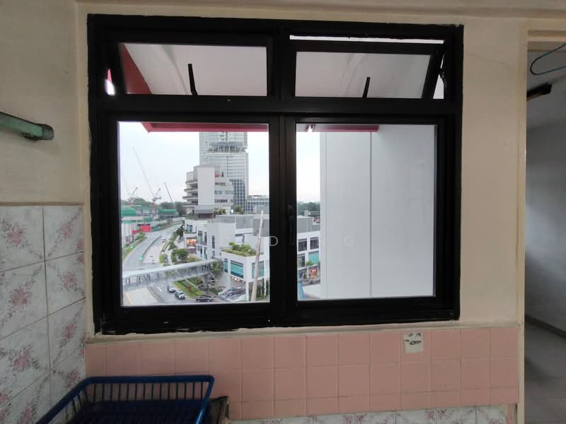 12 Holland Avenue, 12 Holland Avenue, 2 Bedrooms, 786 sqft, HDB Flat For Sale, by JC Ding, 500100960 - View - PropertyGuru.com.sg