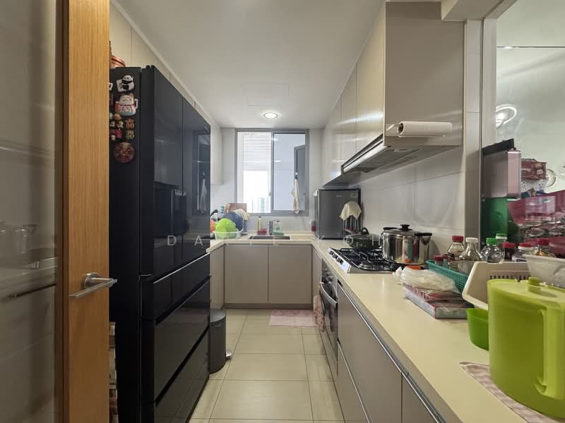 Prive, 35 Punggol Field, 3 Bedrooms, 1,098 sqft, Executive Condominium For Sale, by Daryl Koh, 500100964 - Kitchen - PropertyGuru.com.sg