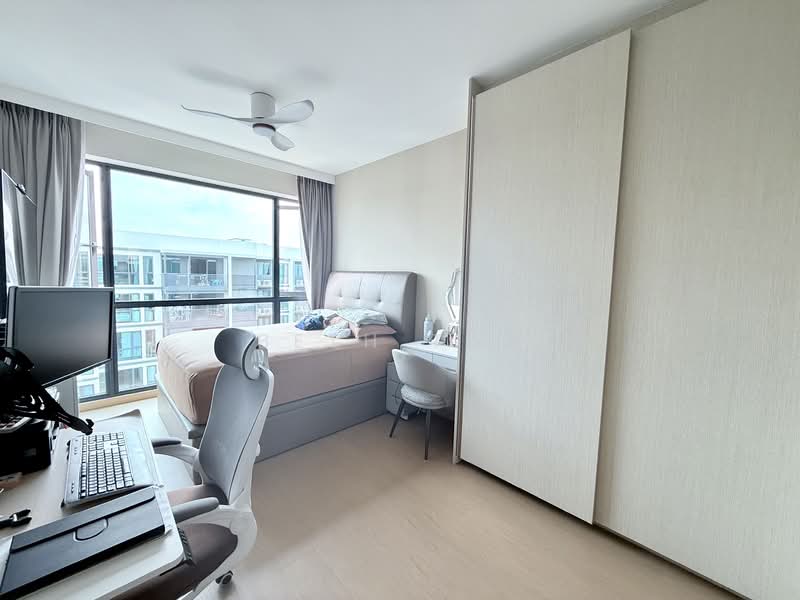 Treasure at Tampines Condominium For Sale at S$ 2,500,000 | PropertyGuru Singapore - Bedroom