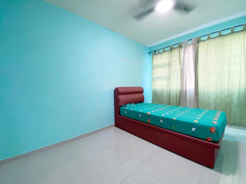 216B Boon Lay Avenue HDB Flat For Sale at S$ 508,888 | PropertyGuru Singapore - Bedroom