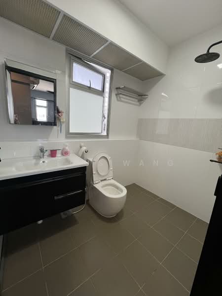 26B Saint George's Lane, 26B Saint George's Lane, 3 Bedrooms, 990 sqft, HDB Flat For Sale, by Venus Wang, 500100976 - Bathroom - PropertyGuru.com.sg