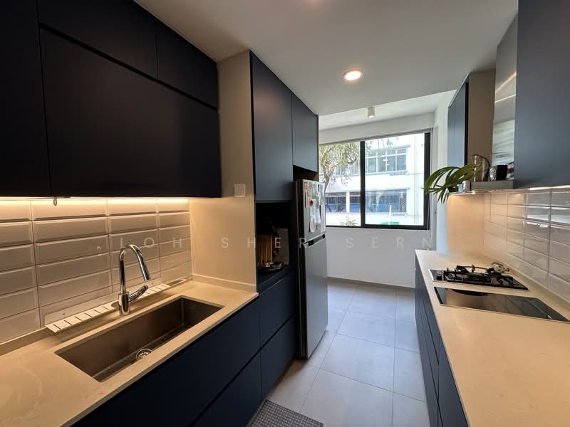 46 Seng Poh Road HDB Flat For Sale at S$ 918,000 | PropertyGuru Singapore - Kitchen