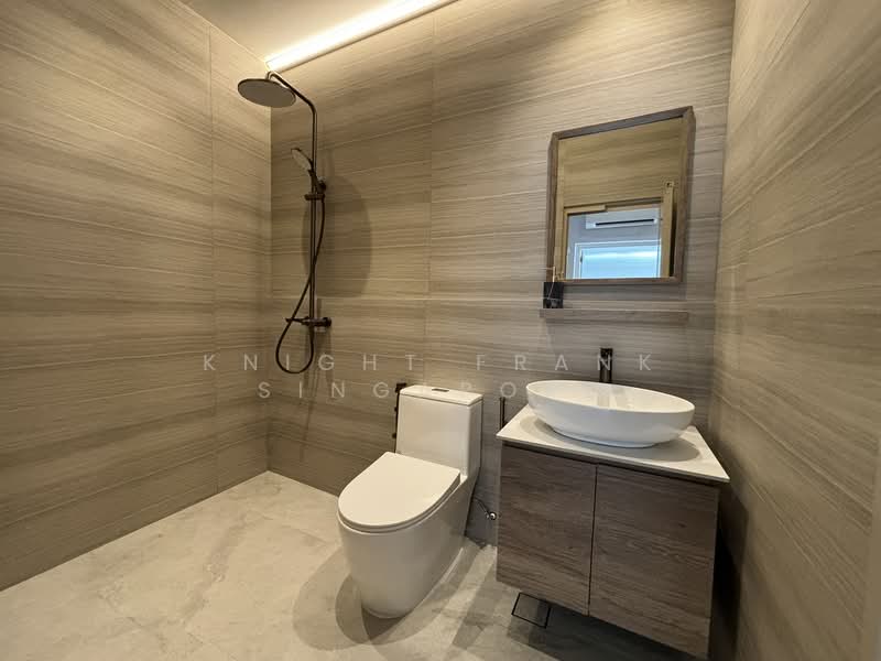 291 River Valley Road, , 6 Bedrooms, 2,950 sqft, Conservation House For Sale, by LORRAINE CHEW LUO LIN, 500100979 - Bathroom - PropertyGuru.com.sg