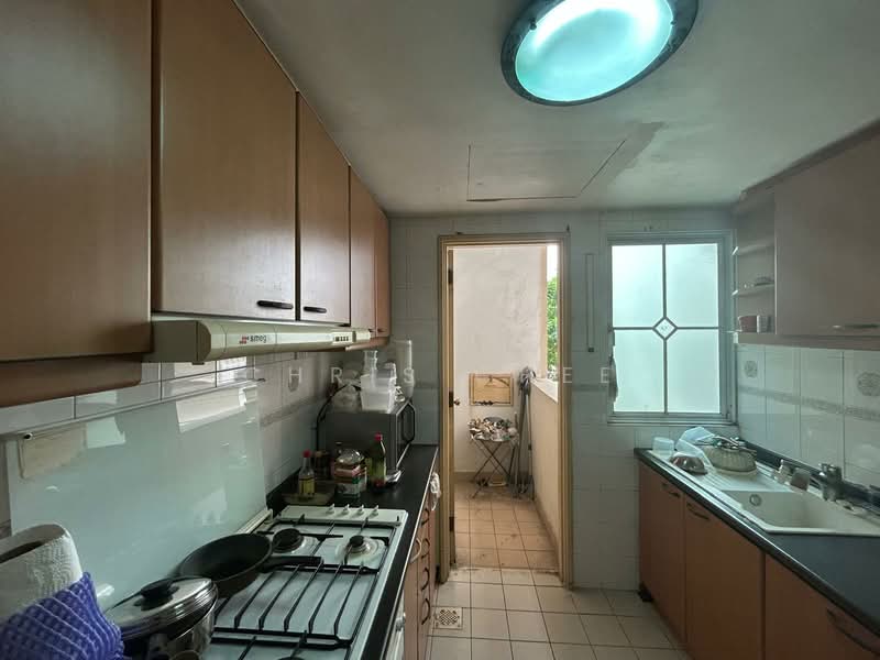 Symphony Heights, 33 Hume Avenue, 2 Bedrooms, 1,033 sqft, Condominium For Rent, by Chris Chee, 500100987 - Kitchen - PropertyGuru.com.sg