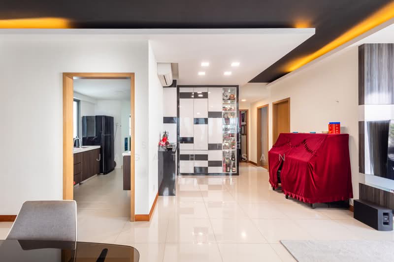 Waterfront Waves Condominium For Sale at S$ 2,250,000 | PropertyGuru Singapore - Interior