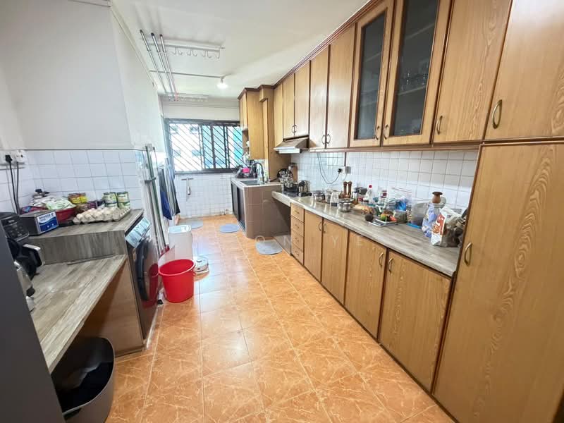 457 Jurong West Street 41, 457 Jurong West Street 41, 2 Bedrooms, 786 sqft, HDB Flat For Sale, by Benson Yew, 500100996 - Kitchen - PropertyGuru.com.sg