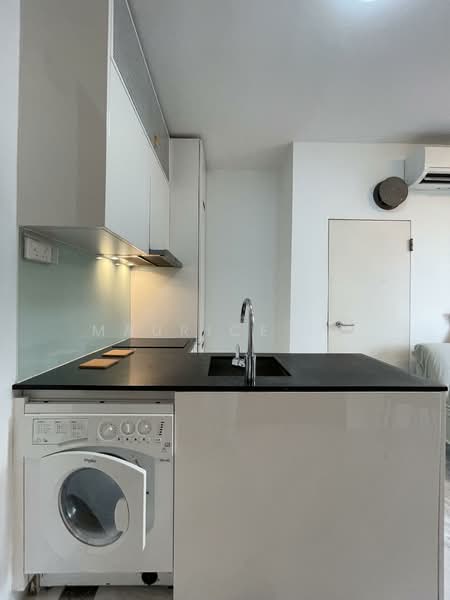 Park Residences Kovan, 831 Upper Serangoon Road, Studio, 323 sqft, Condominium For Rent, by Maurice Lo, 500101001 - Kitchen - PropertyGuru.com.sg